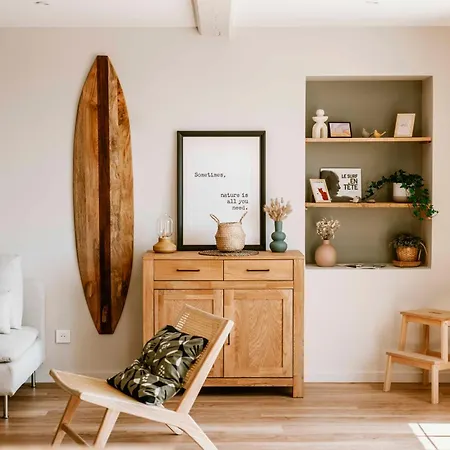 Surtain Surf House 旅馆 *